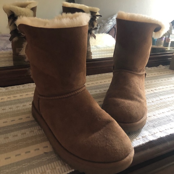 UGG BAILEY BOW BOOTS ✨ - Picture 4 of 4